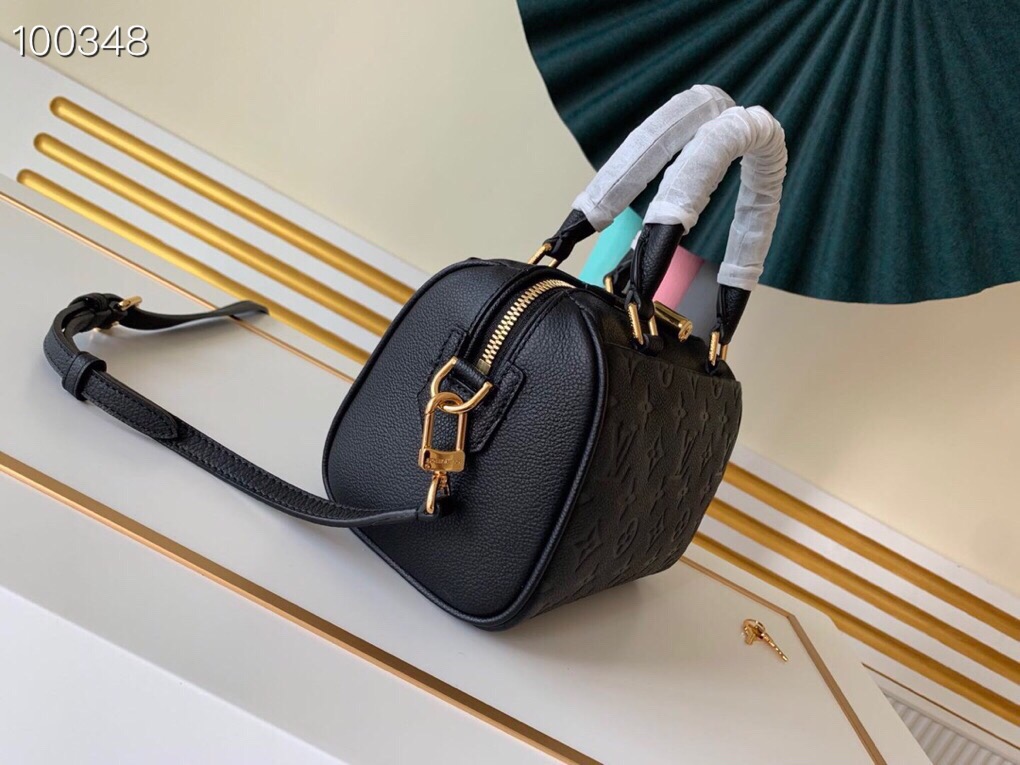 LV Speedy Bandoulière 20 Monogram Empreinte Leather 002
