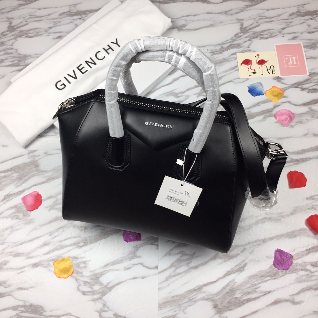 Givenchy Antigona Bag Black 33cm