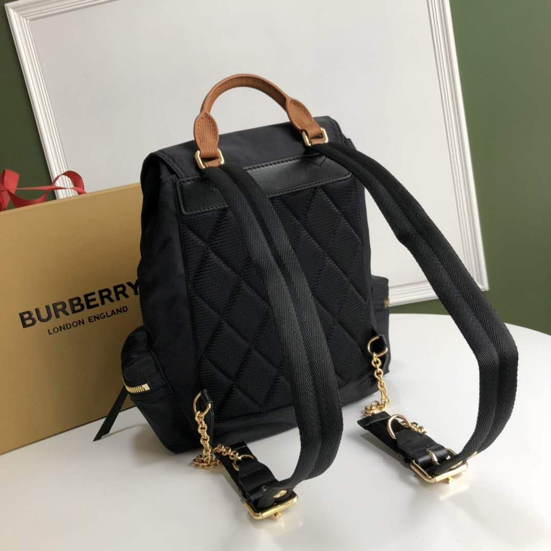 Bv*b*rry Backpack 33cm