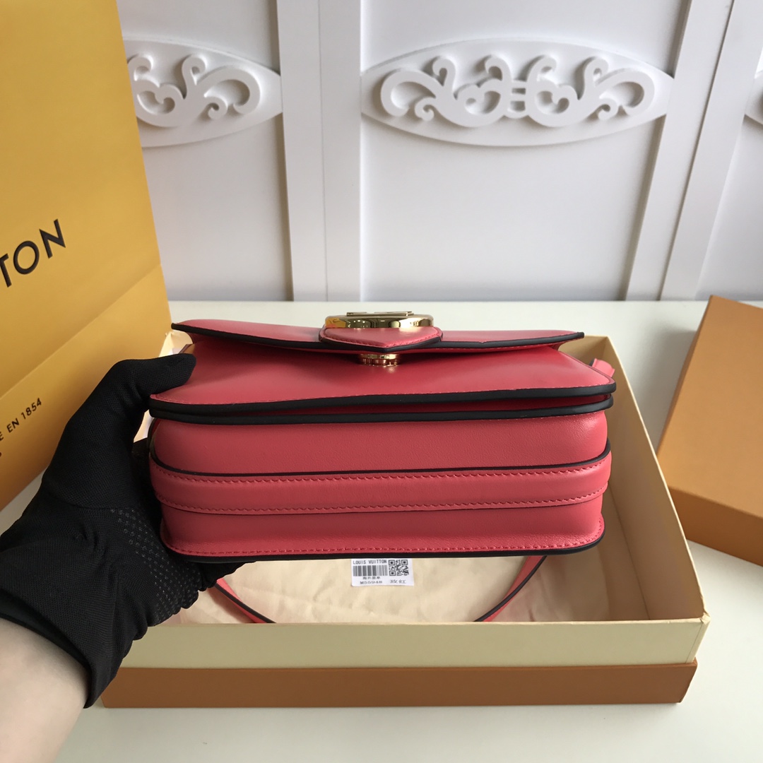 L0vis Vvtt0n Pont 9 Other Leathers Bag 004