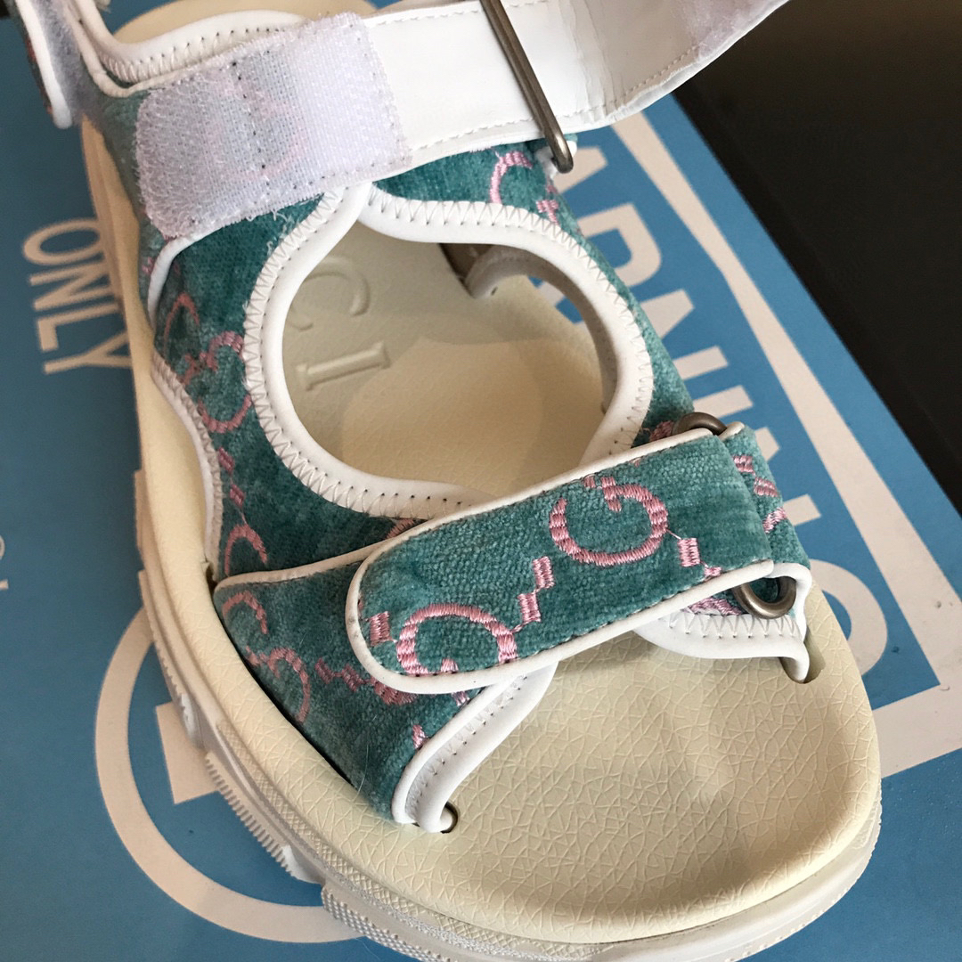 Gvc*1 Sandals 024