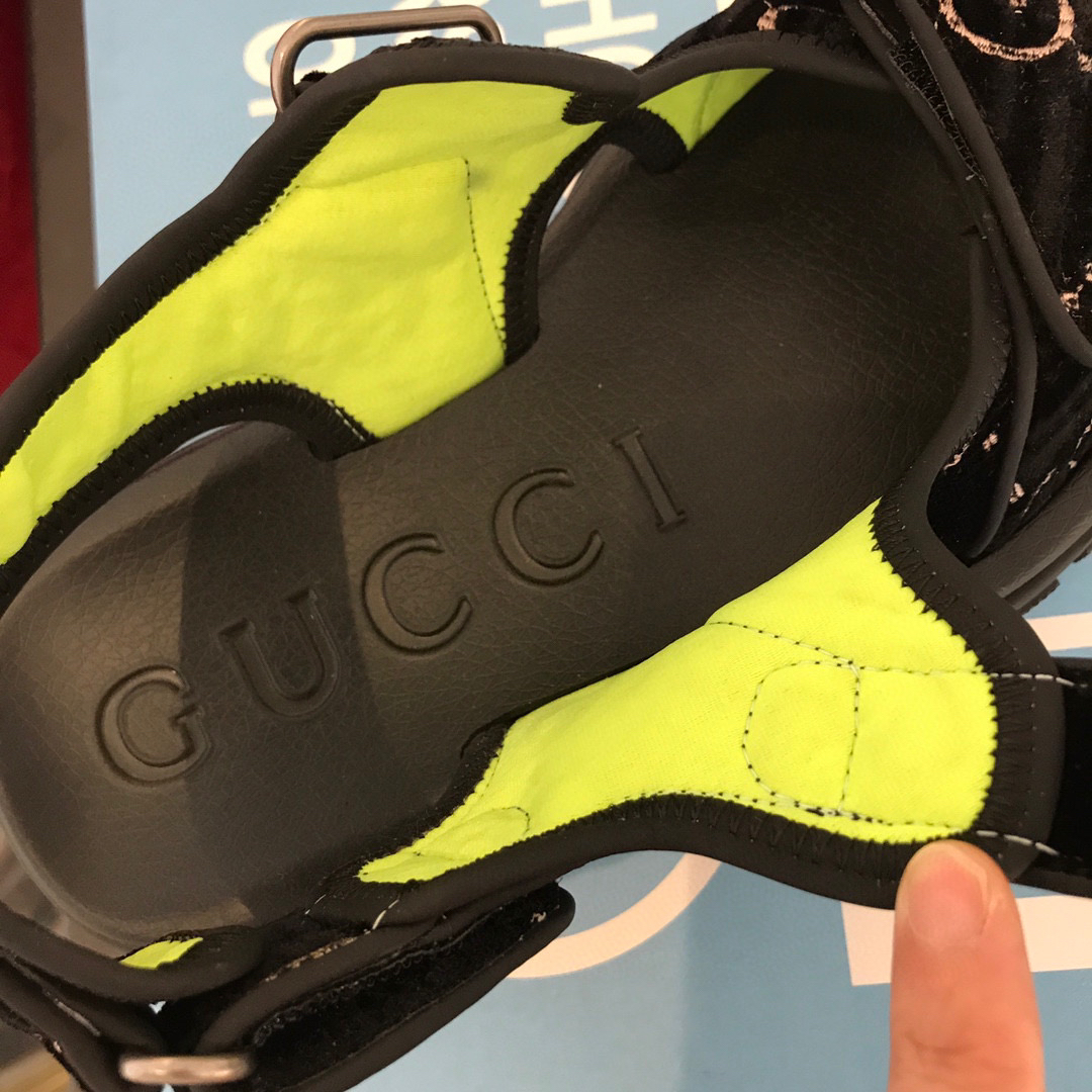 Gvc*1 Sandals 026