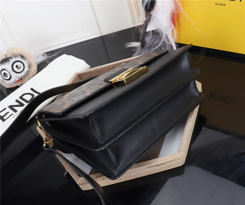 F**di Kan I bag 25cm 001
