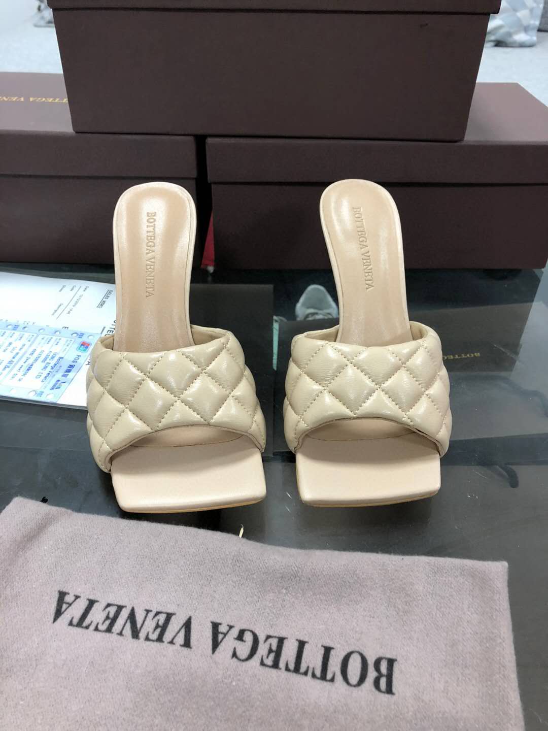 B0tt*ga Ven*ta Sandals 001
