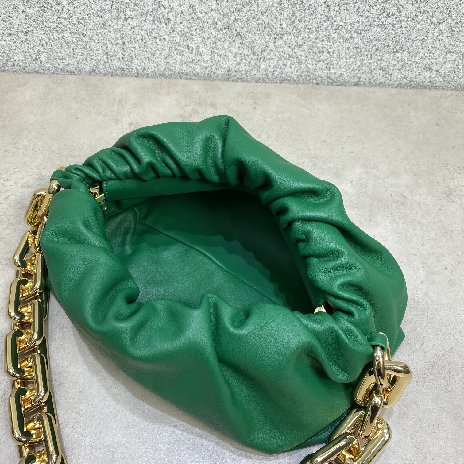 B0tt*ga Ven*ta The Chain Pouch 006