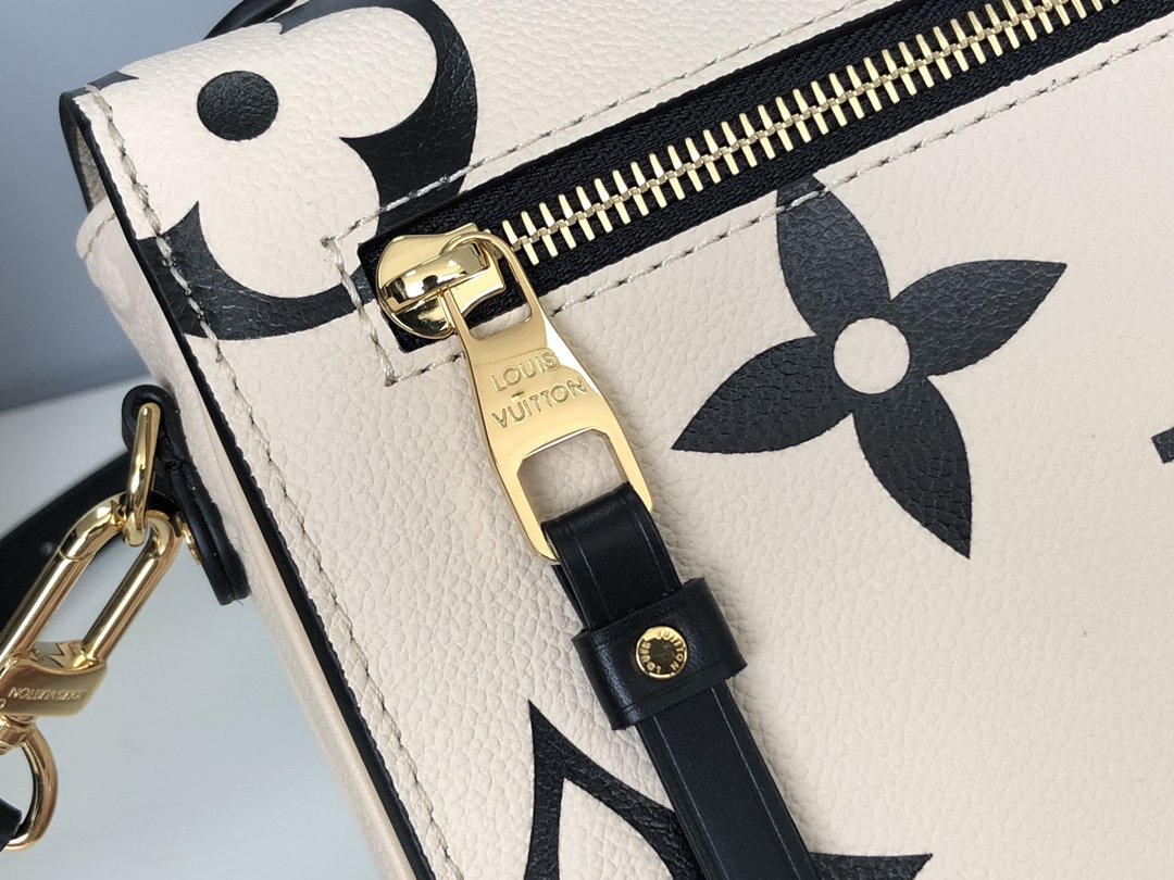 LV Crafty Pochette Metis Monogram Empreinte