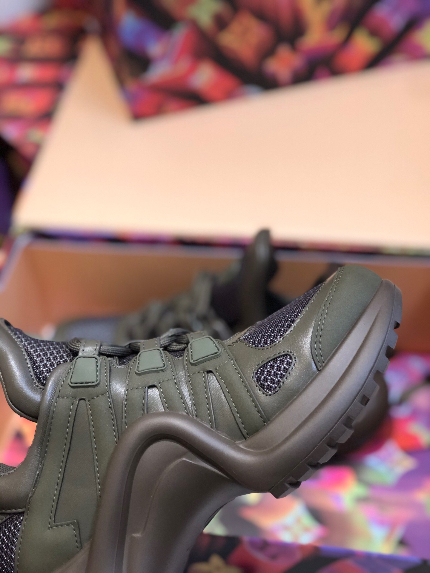 L0vis Vvtt0n shoes