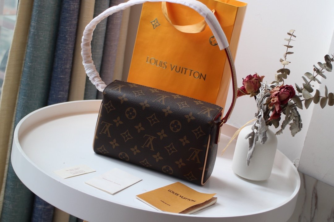 L0vis Vvtt0n Handbag M41966