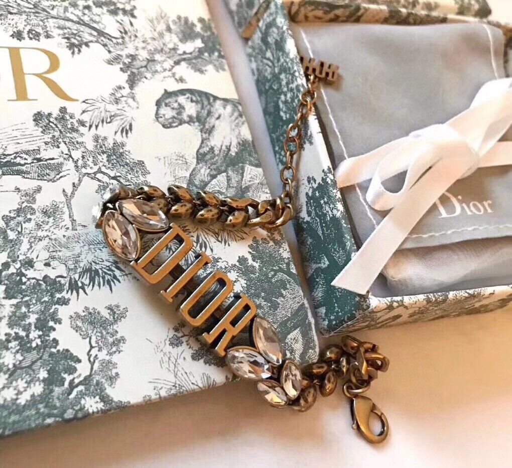 D10r Necklace 001