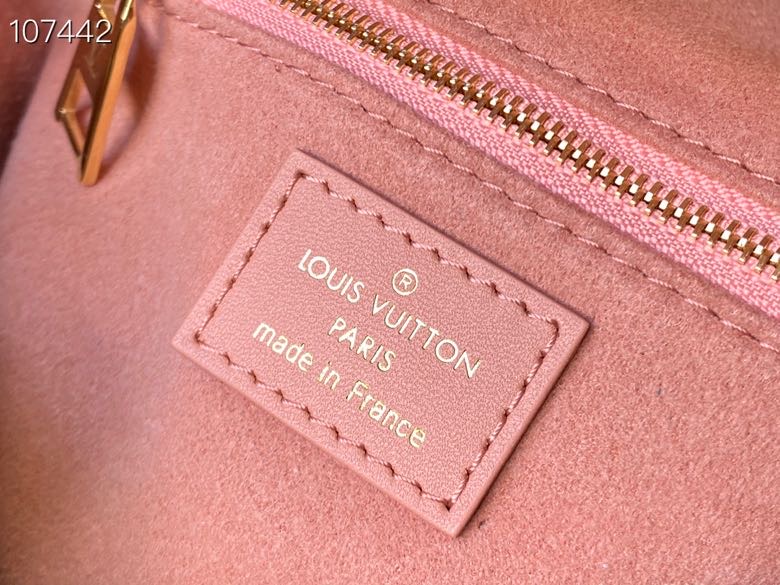 LV Petite Malle Souple Bag M45531 20cm