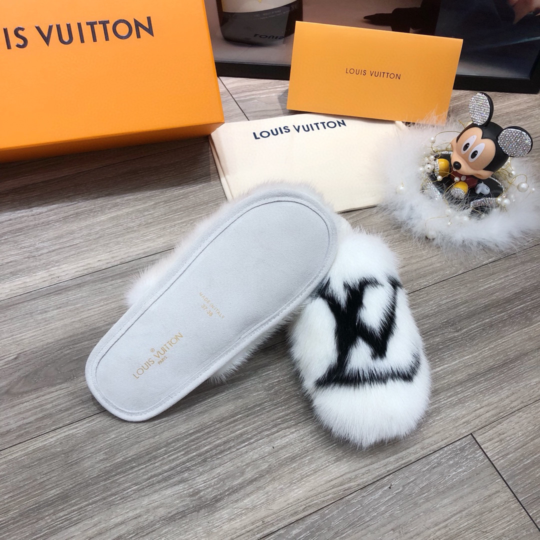 L0vis Vvtt0n Sandals 019