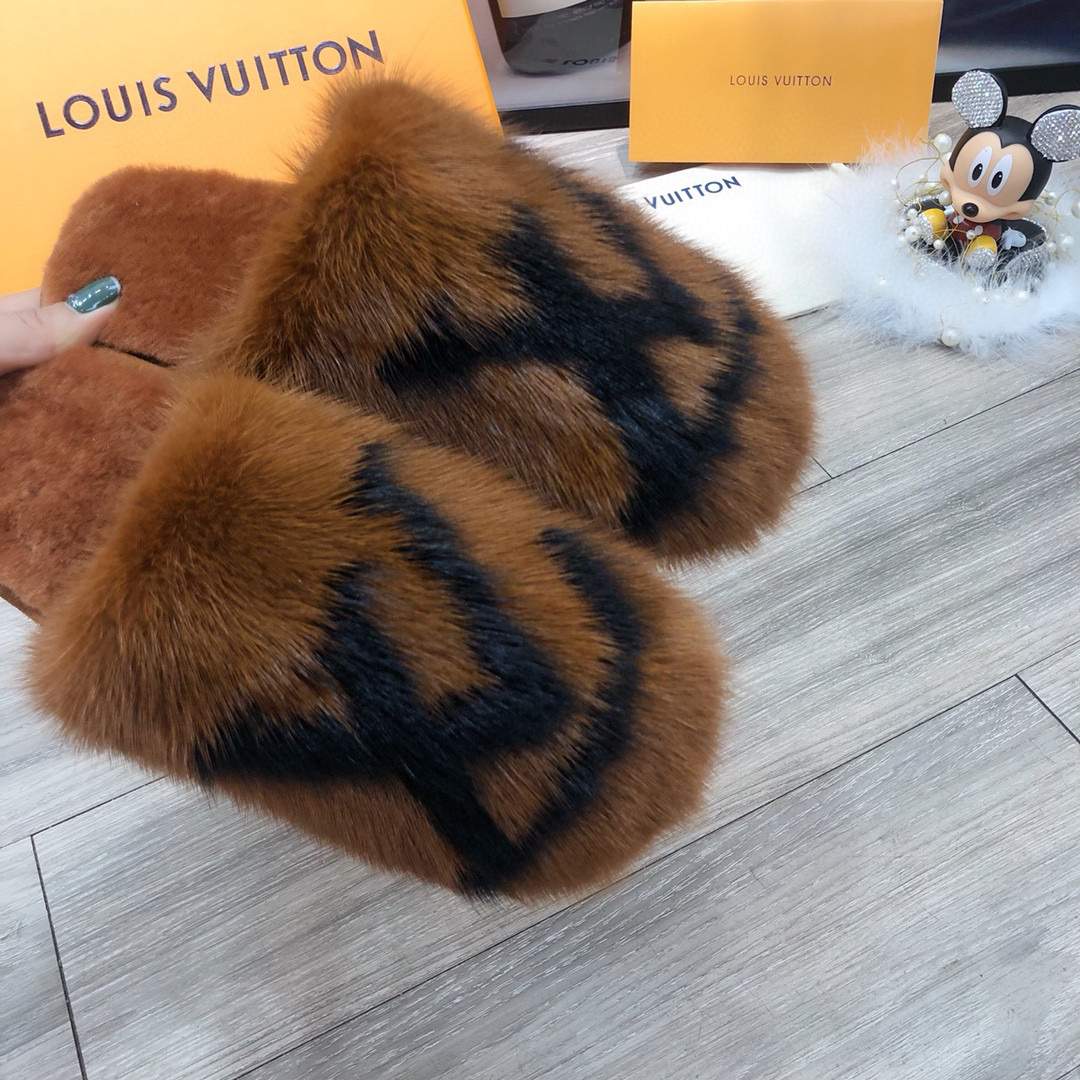 L0vis Vvtt0n Sandals 021