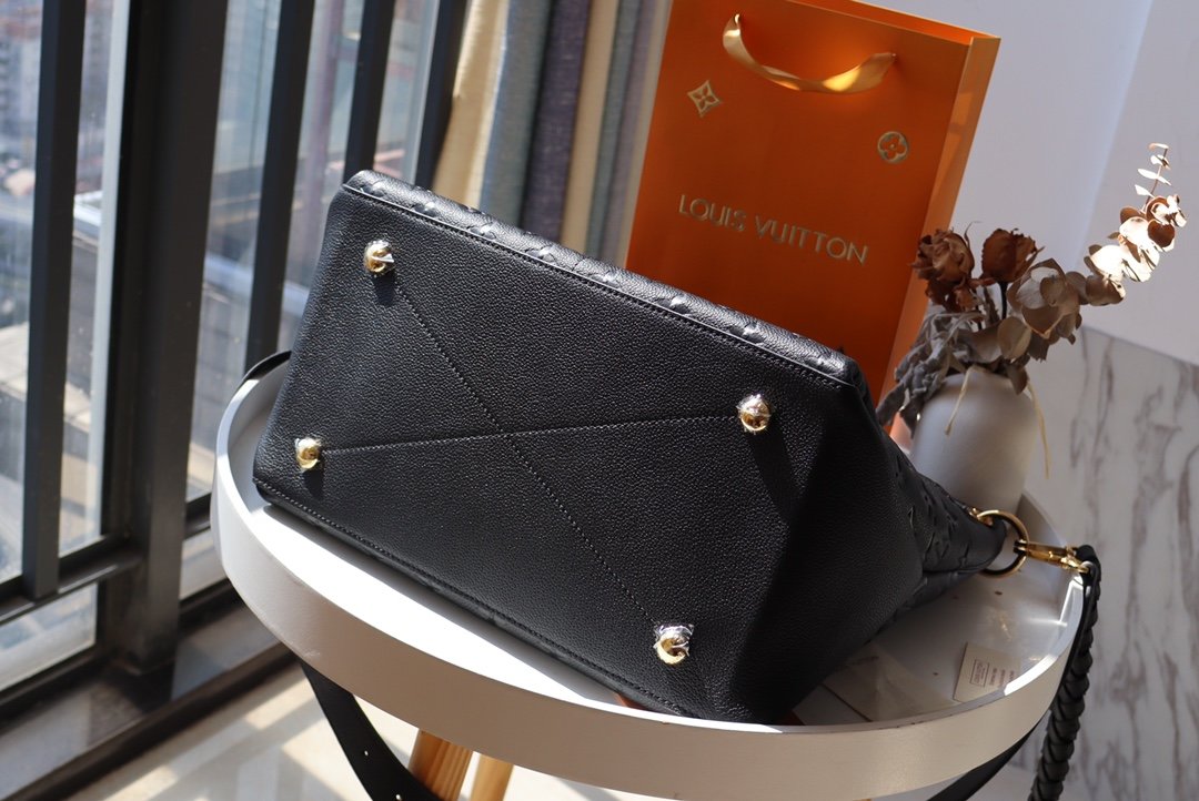L0vis Vvtt0n Melie Handbags 002