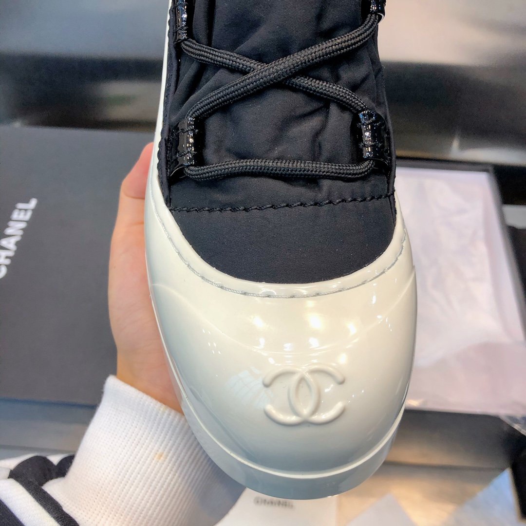 Ch**el boots 008