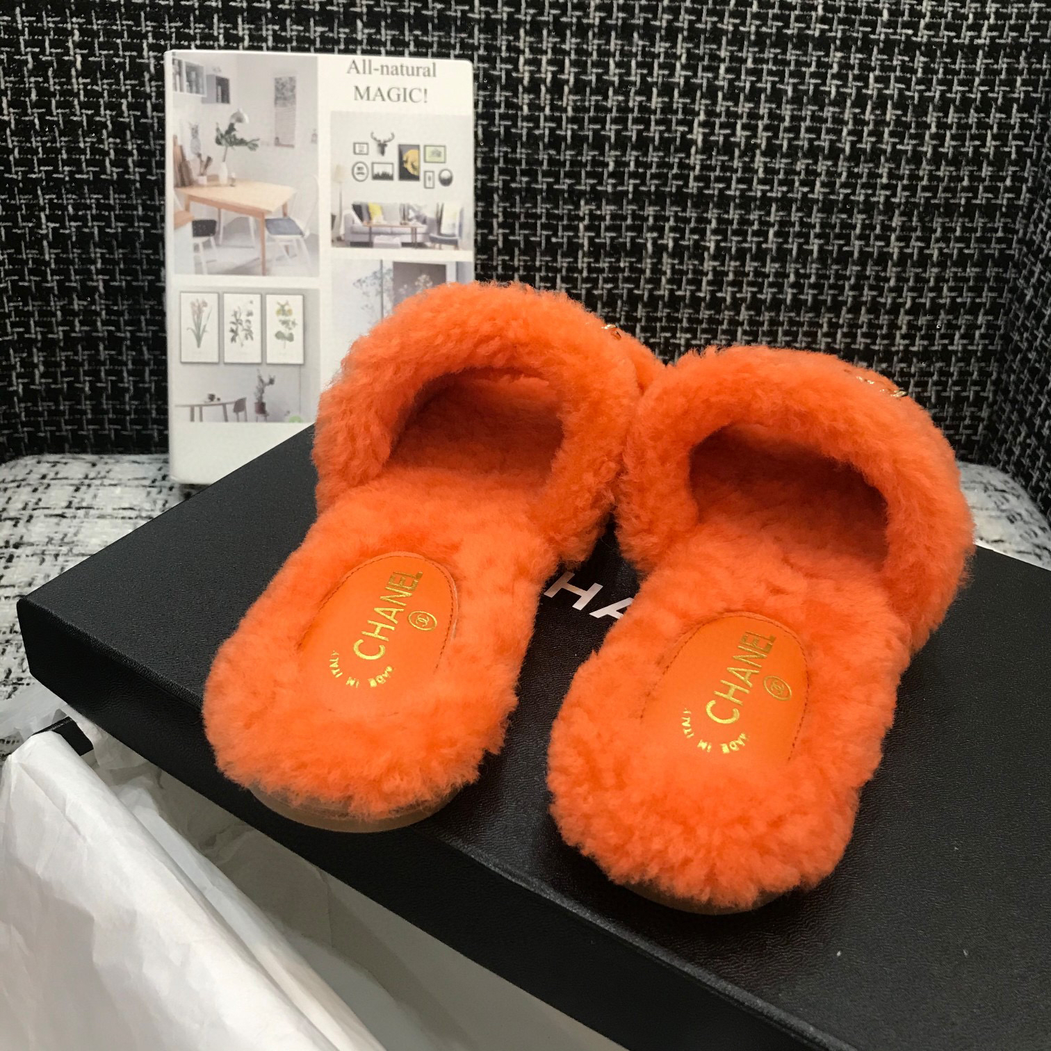 Ch**el Slippers 007