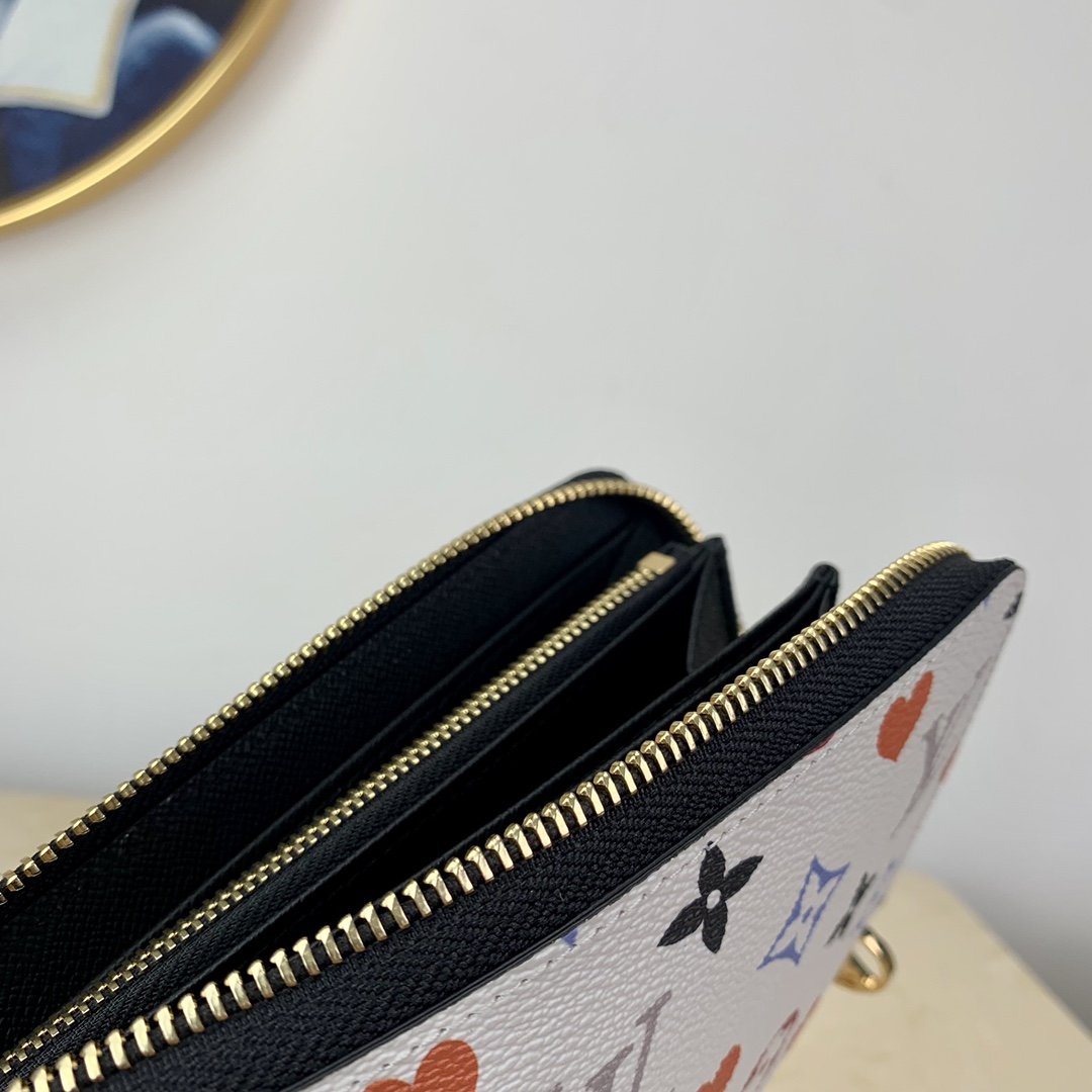L0vis Vvtt0n Zippy Wallet M80323 white