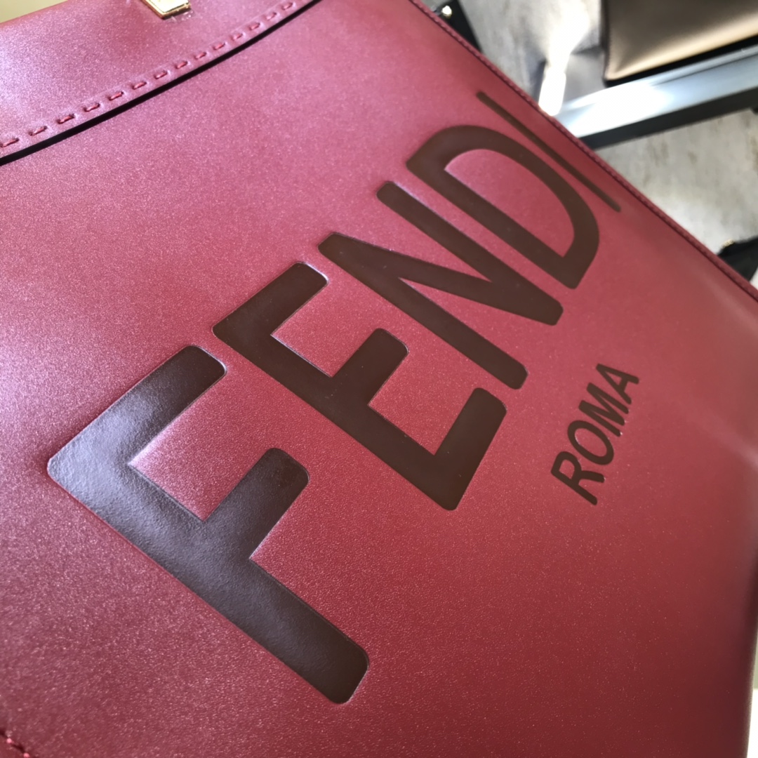 F**di Tote 40cm Red