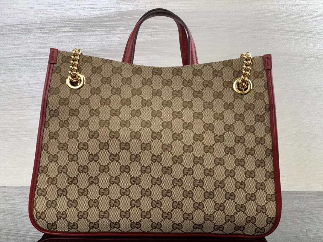 Gvc*1 Large Handbags