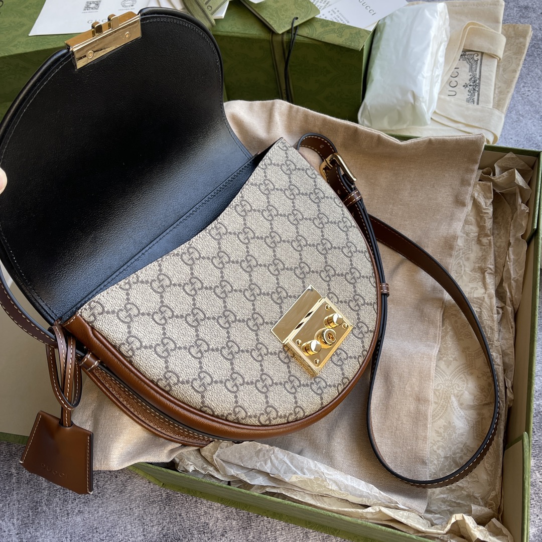 Gvc*1 Padlock Bag 644524
