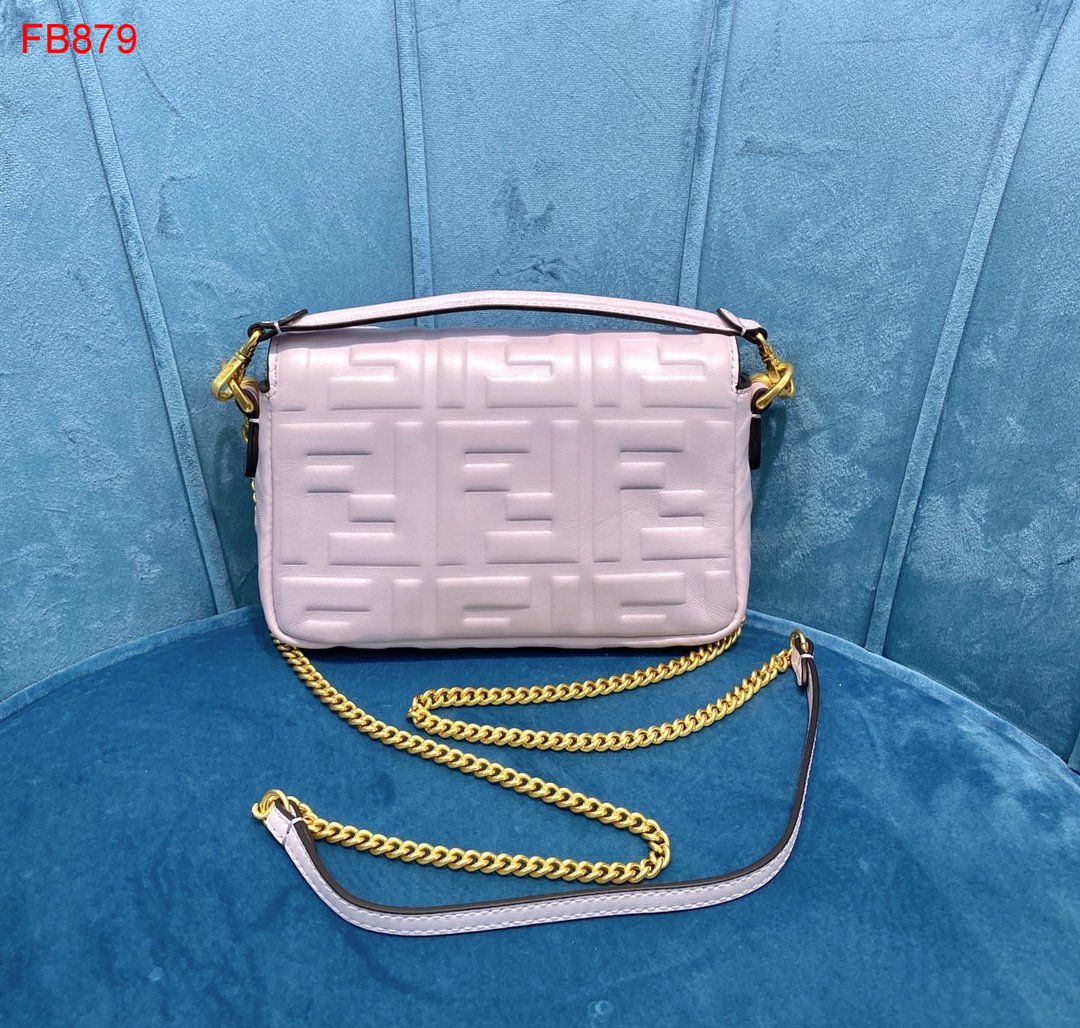 F**di baguette bag 19cm