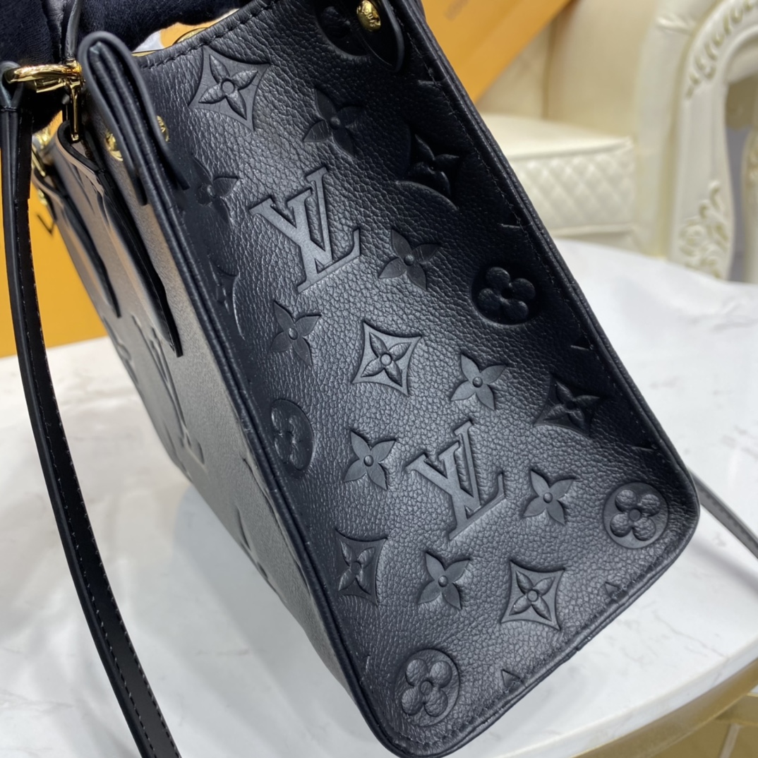 Bagsaaa L0vis Vvtt0n M45653 OnTheGo PM Tote Bag Black - 25 x 19 x 11.5 cm
