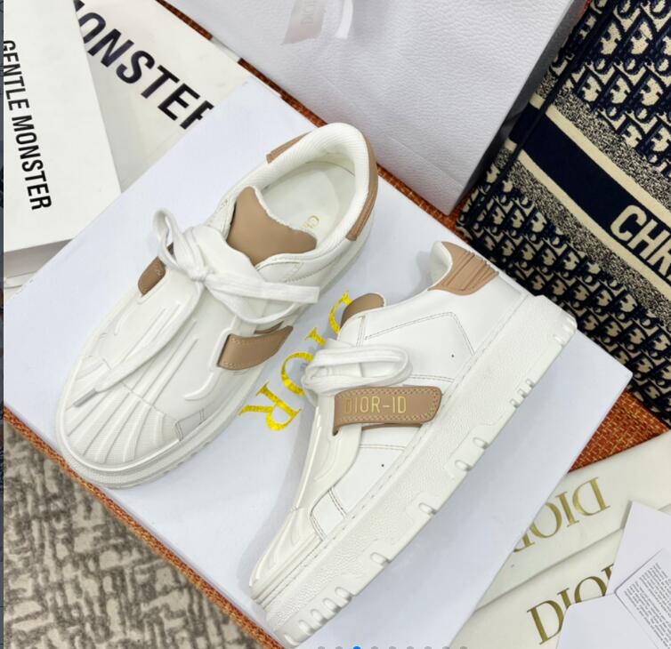 D10r shoes