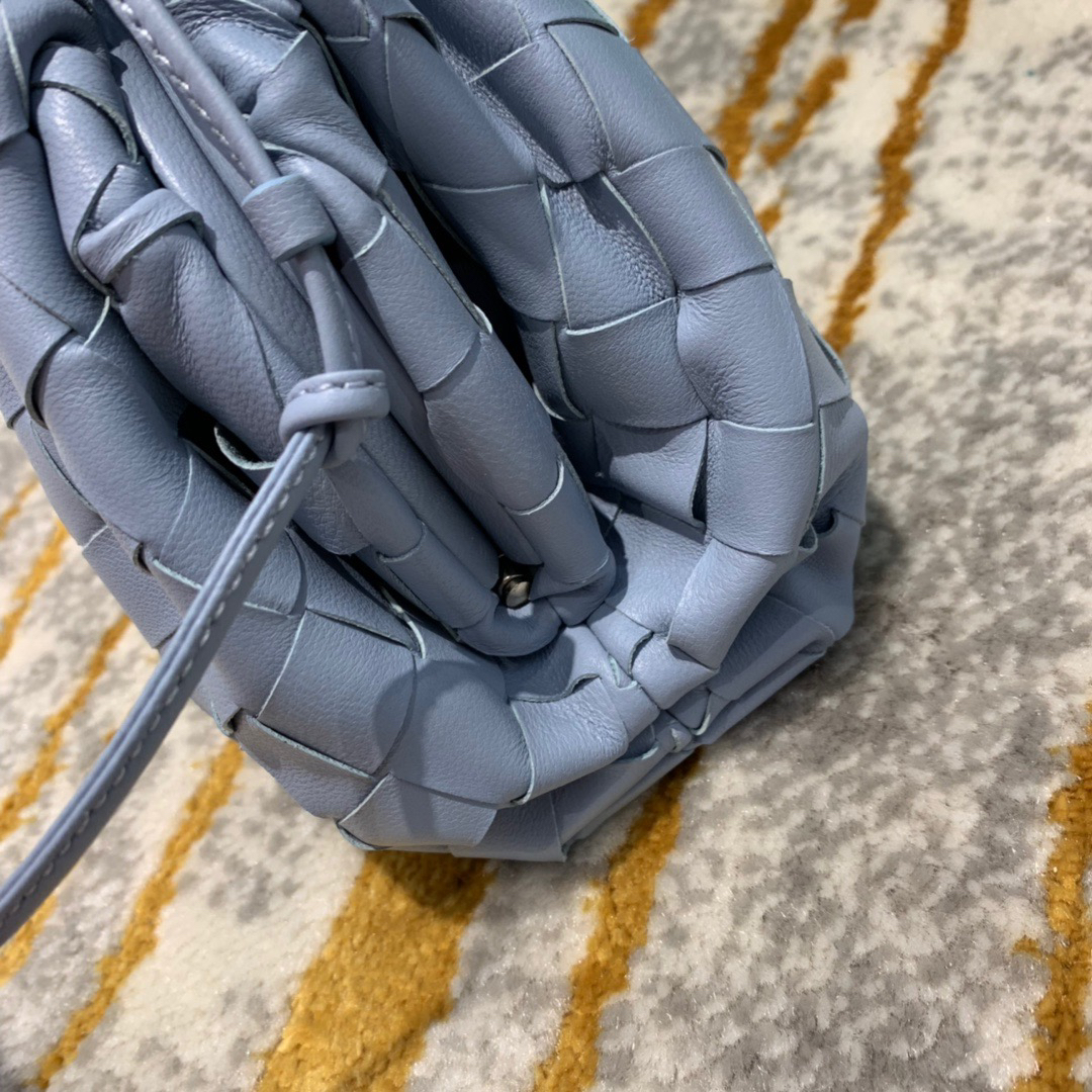 B0tt*ga Ven*ta The Pouch Bag 005