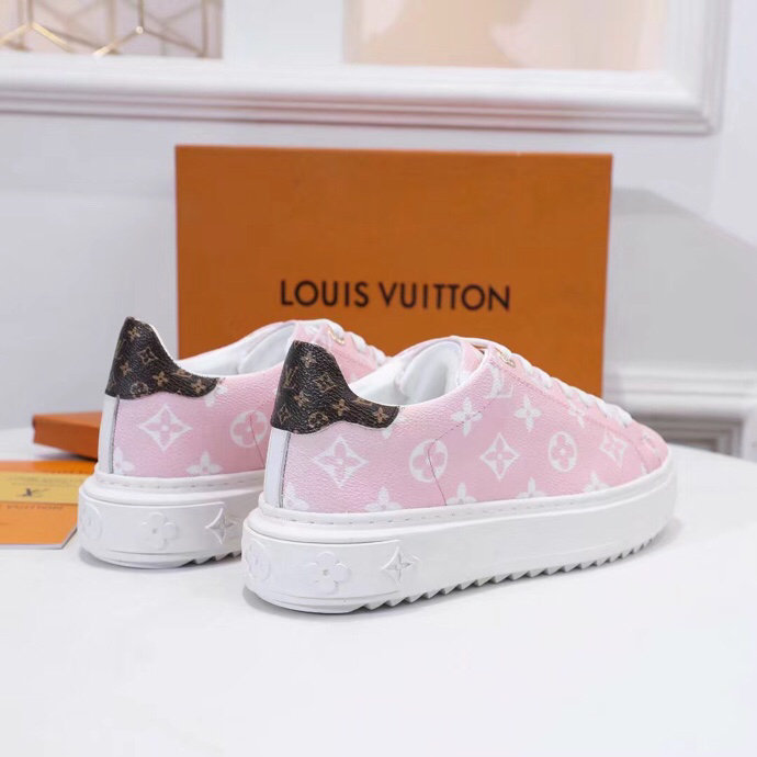 L0vis Vvtt0n SNEAKER 001