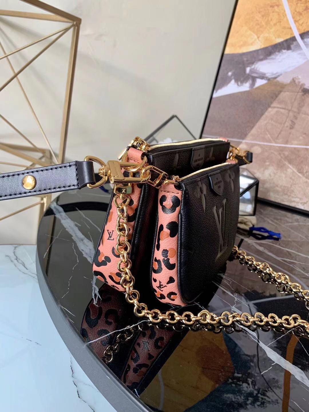 LV Multi Pochette Accessoires Monogram Empreinte M58520