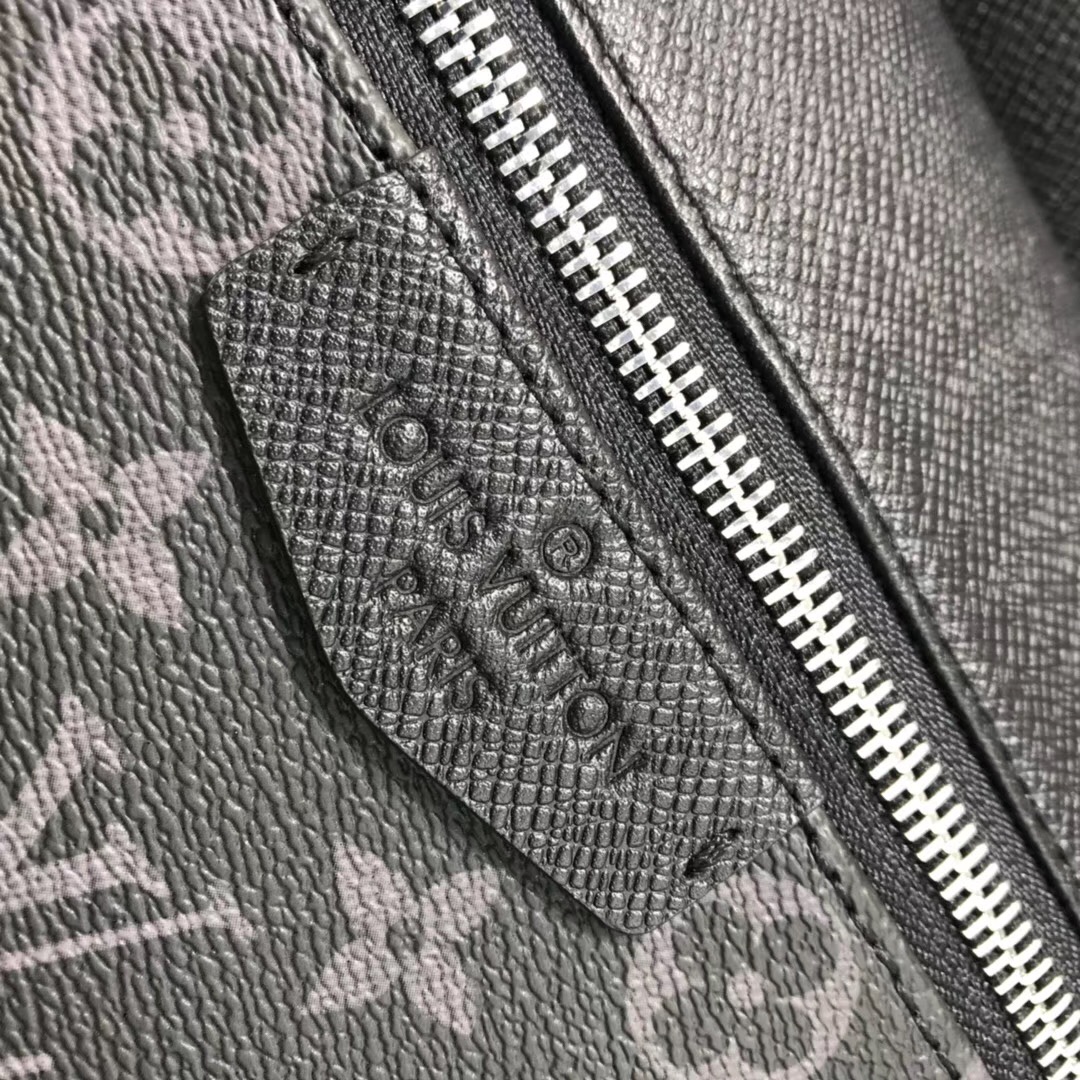 LV DISCOVERY BACKPACK M30230