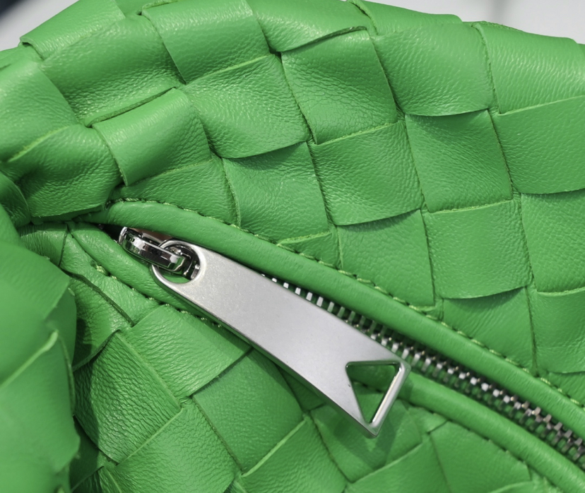 B0tt*ga Ven*ta bag 23cm