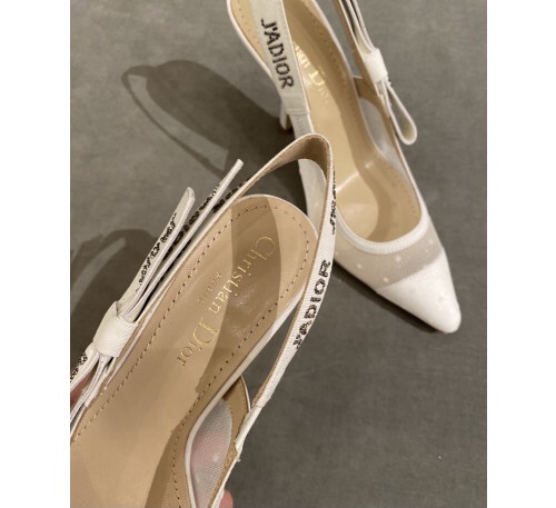 D10r heels
