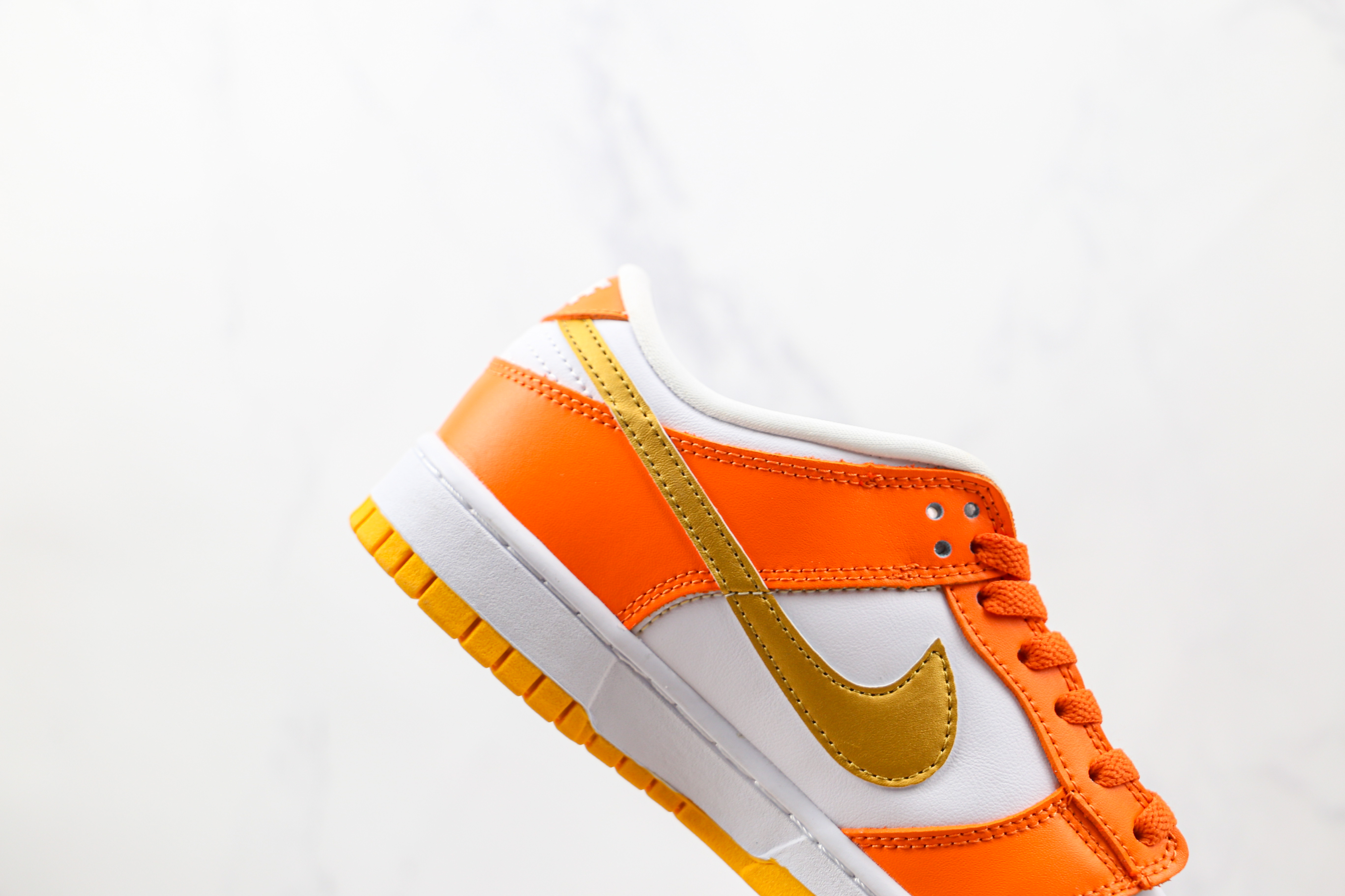 Nike SB Dunk Low Orange Blaze bestify