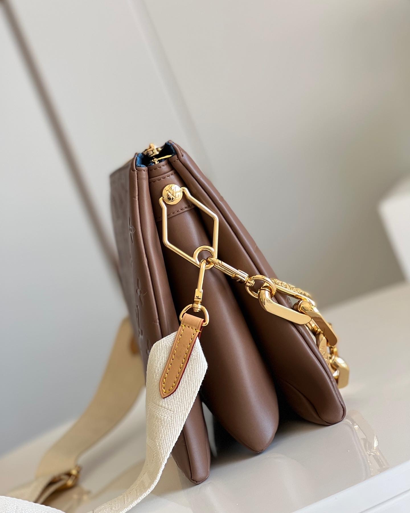 LV Coussin Bag M57783
