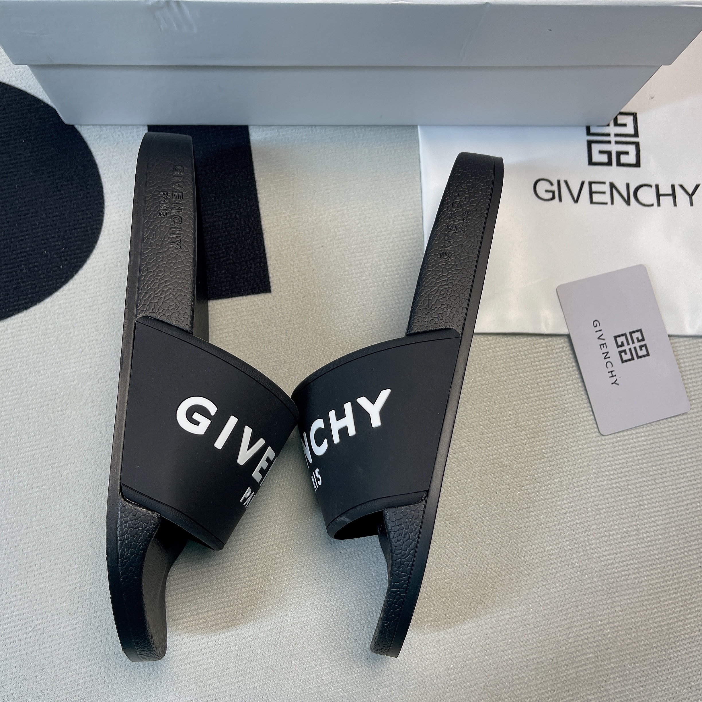 Givenchy slipper