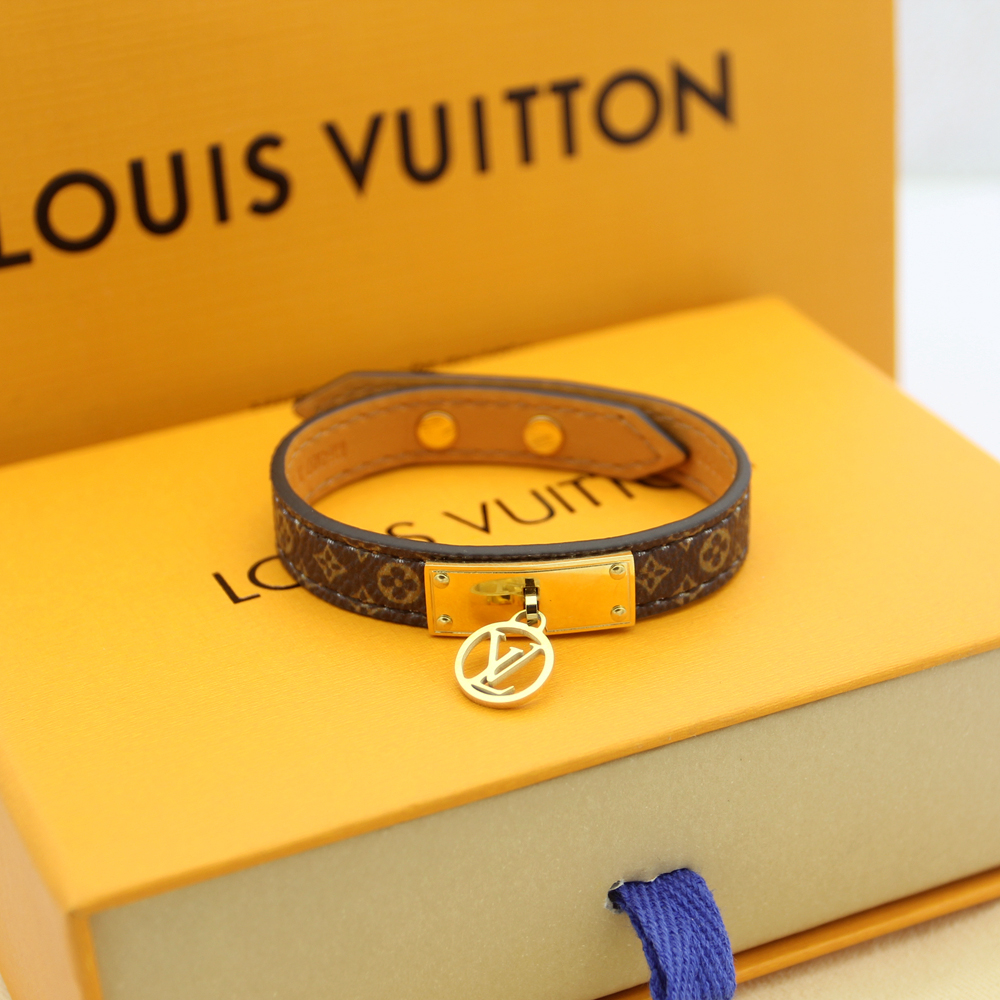 L0vis Vvtt0n Bracelet 005