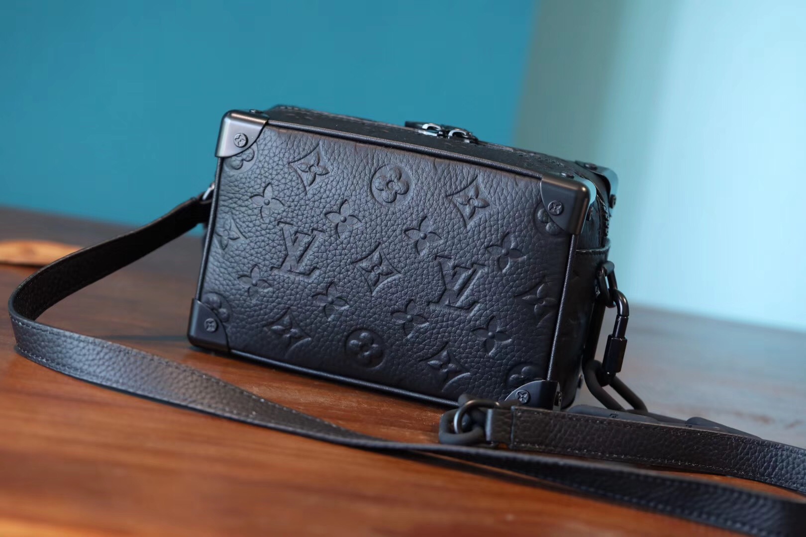 LV MINI SOFT TRUNK M55702
