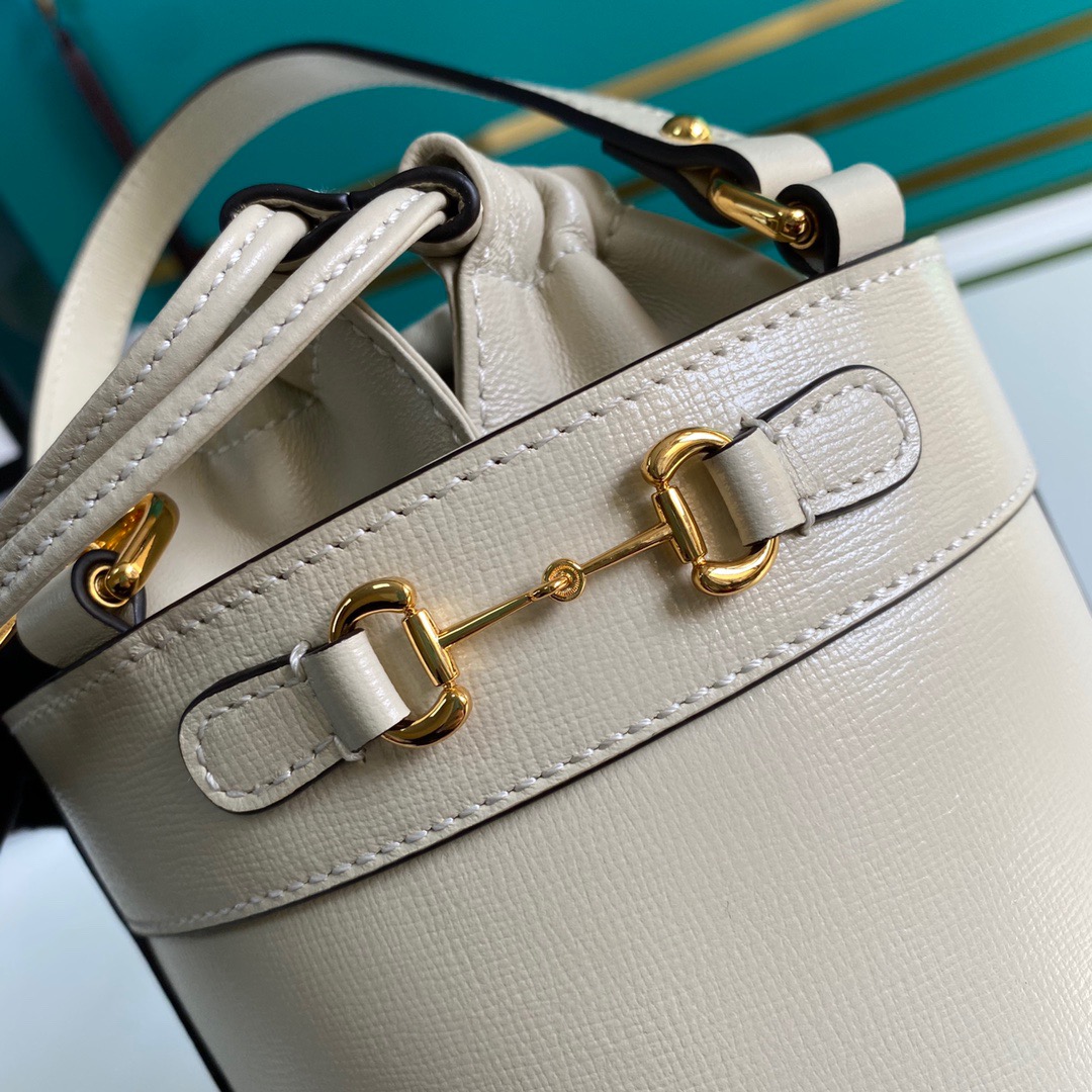 Gvc*1 Horsebit shoulder bag 002