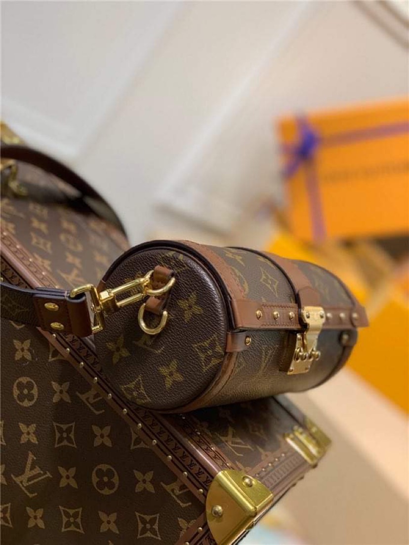 L0vis Vvtt0n PAPILLON TRUNK M57835