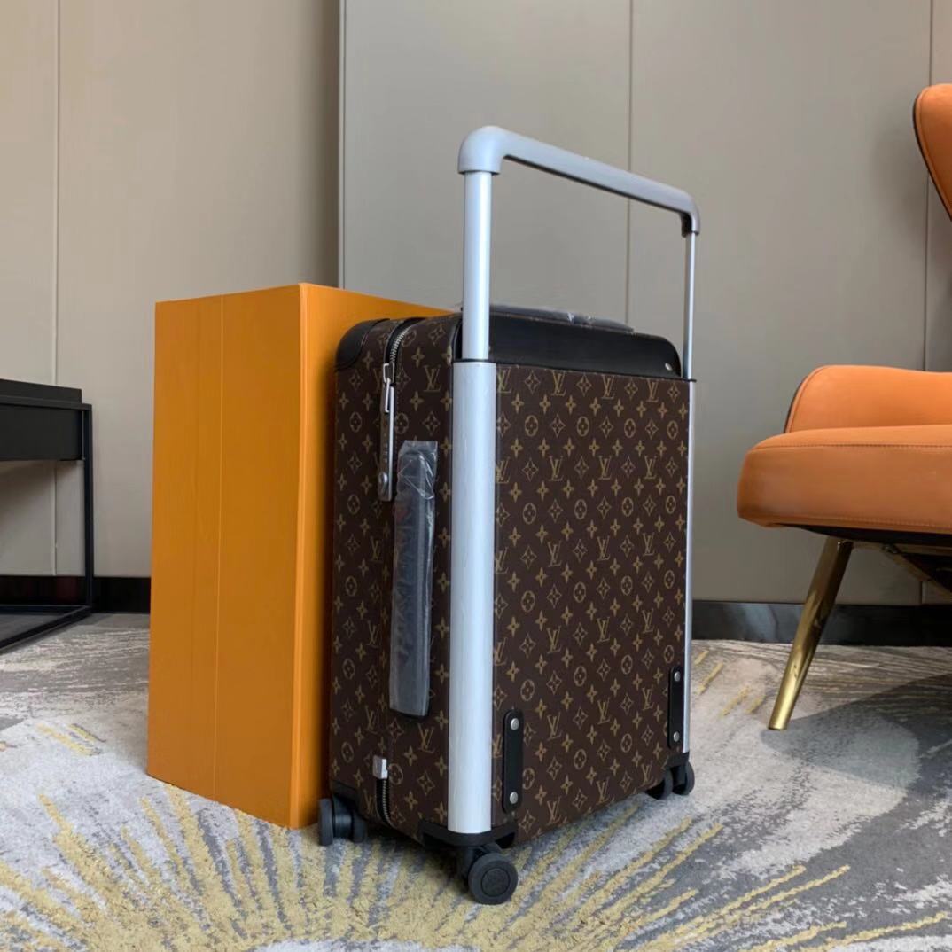 L0vis Vvtt0n Luggage