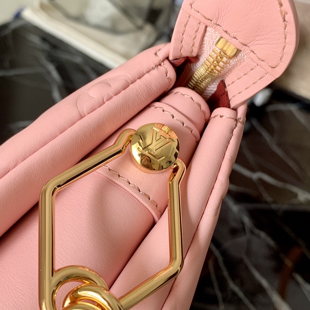 L0vis Vvtt0n coussin bag