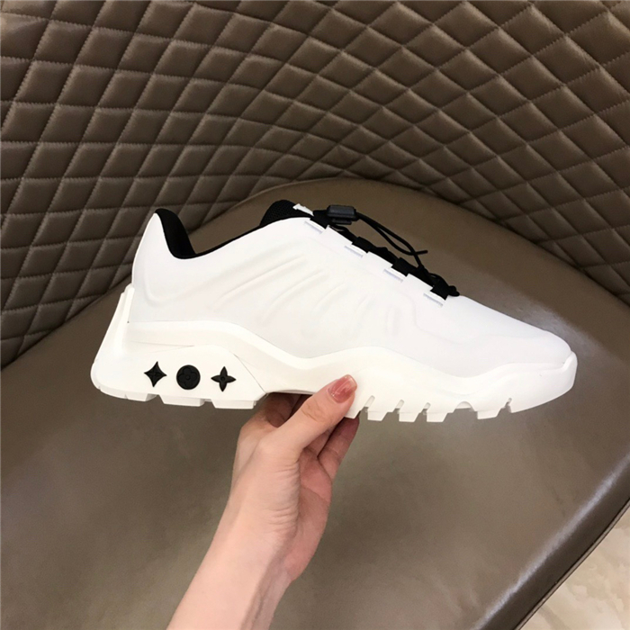 L0vis Vvtt0n Sneakers 013