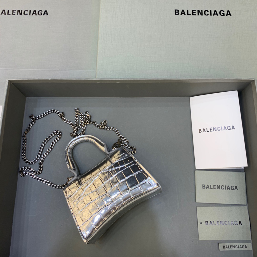 Ba1en*iaga Hourglass Mini Bag 12cm