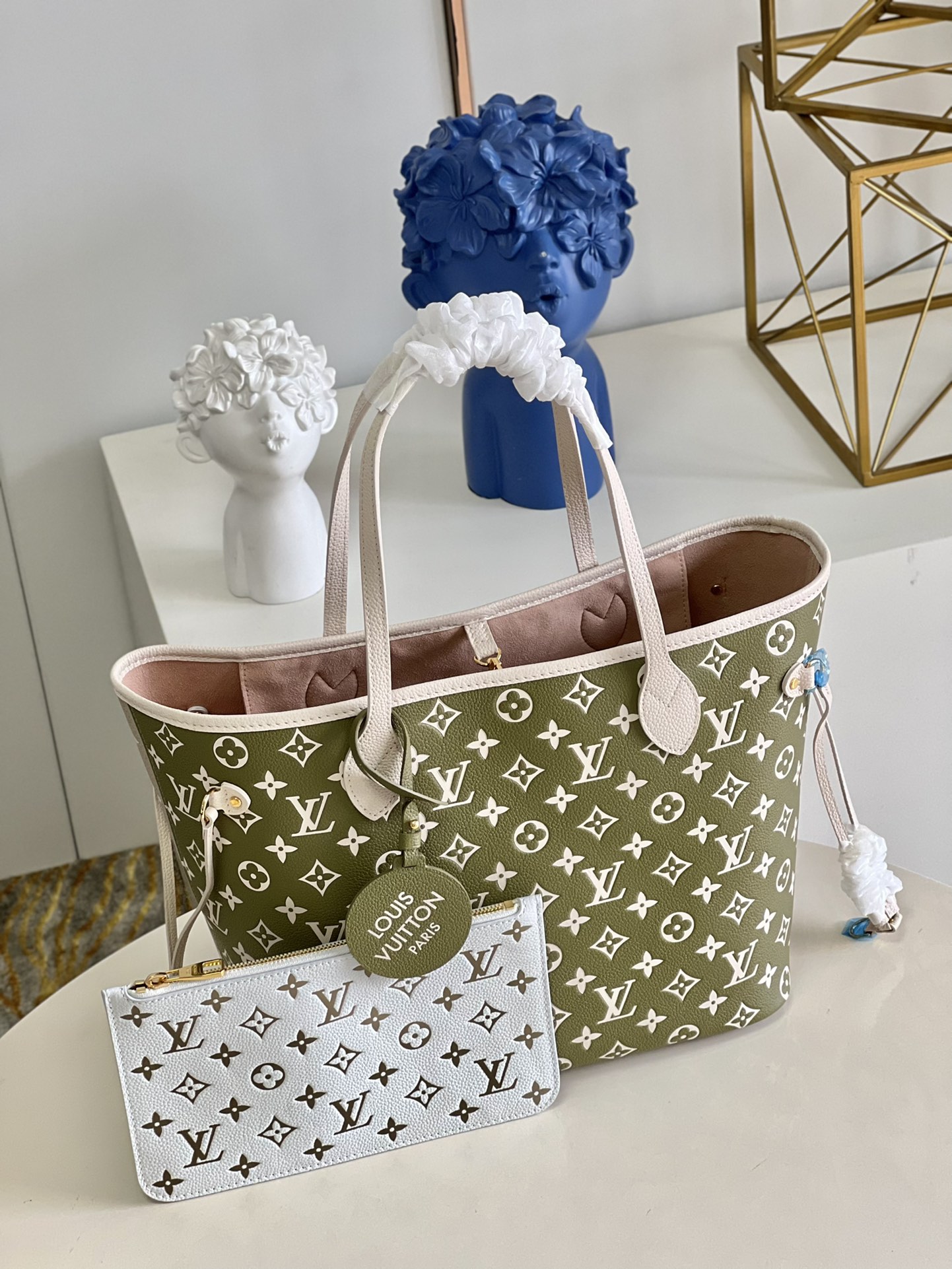 L0vis Vvtt0n Spring in the city Neverfull MM M46102