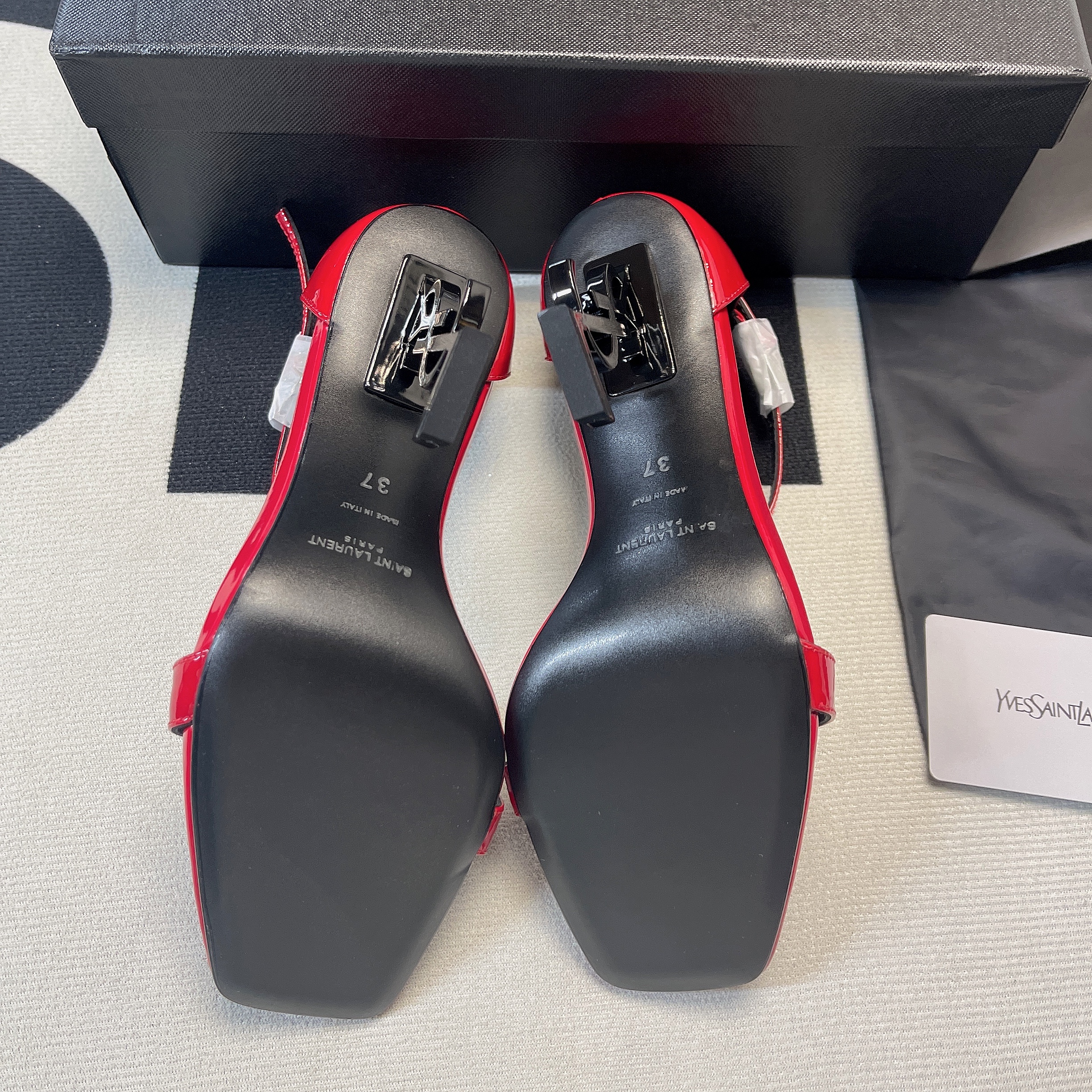Y51 SANDALS HEEL 01