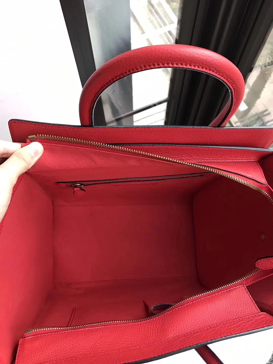 Ce1i*e Micro Luggage Calfskin Handbag Red
