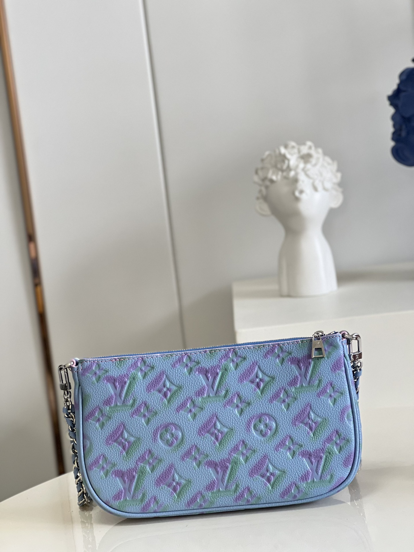 L0vis Vvtt0n MULTI POCHETTE ACCESSOIRES BLUE M46093 