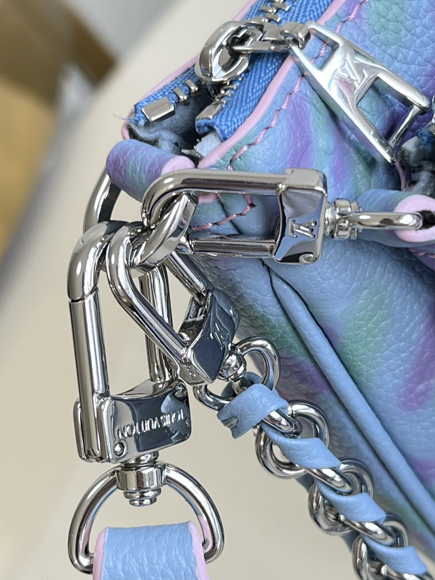 L0vis Vvtt0n MULTI POCHETTE ACCESSOIRES BLUE M46093 