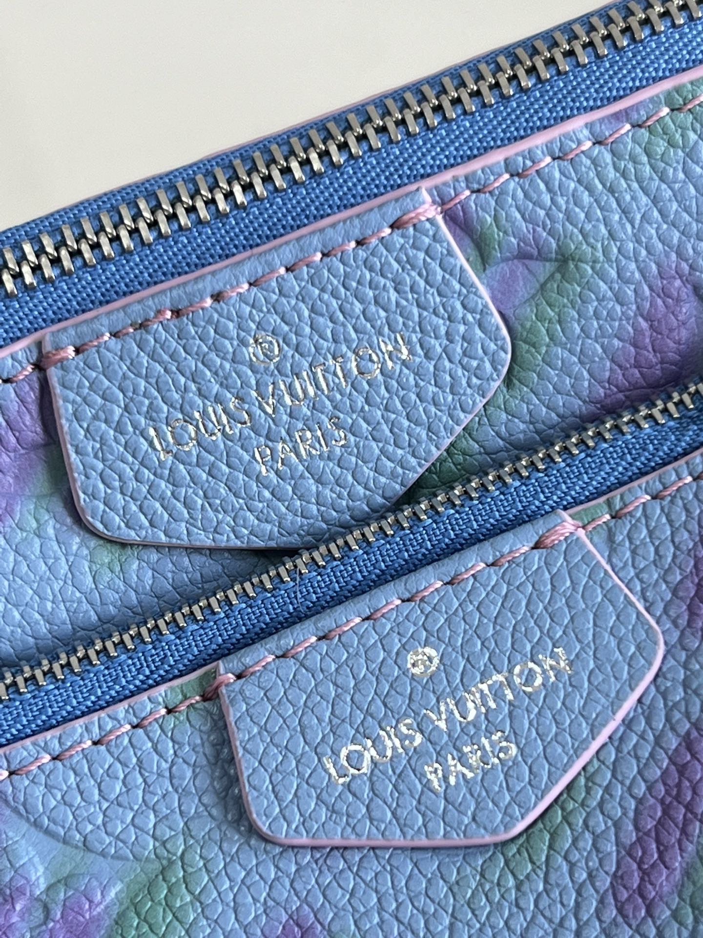 L0vis Vvtt0n MULTI POCHETTE ACCESSOIRES BLUE M46093 
