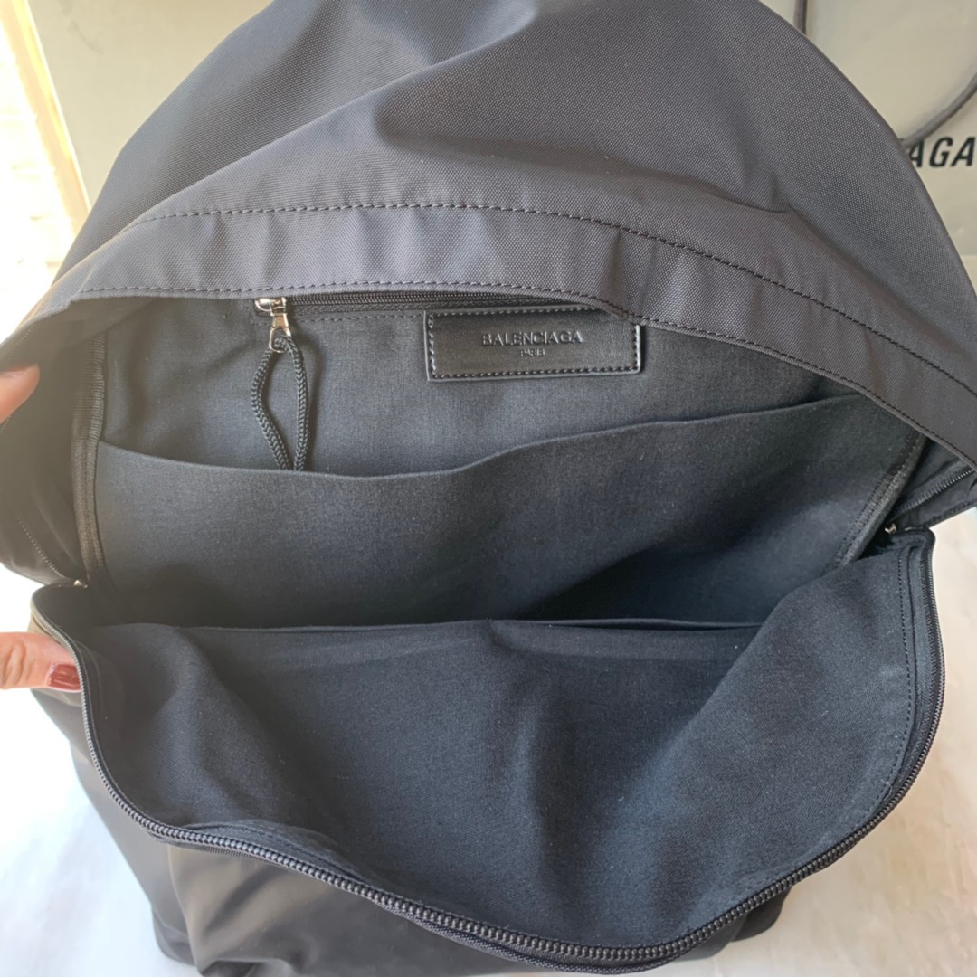 Ba1en*iaga Backpack